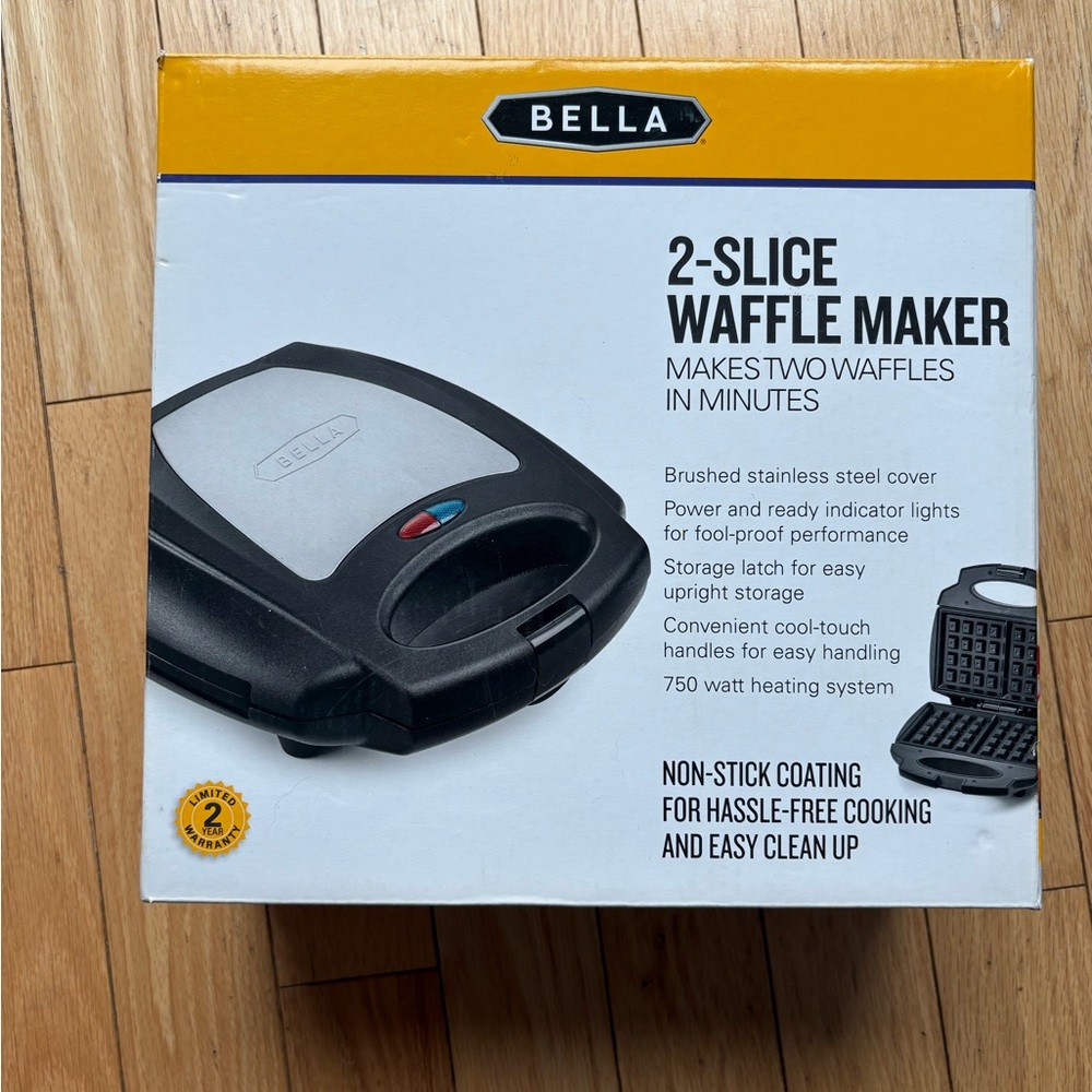 Waffle Maker by Bella two slice